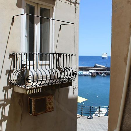 Casa Vacanza U Curtigghiu ليباري المظهر الخارجي الصورة